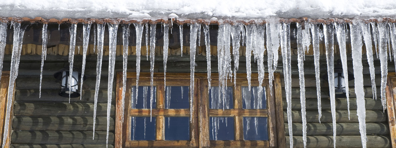 spray foam prevents ice dams by providing proper insulation in Independence attic spaces